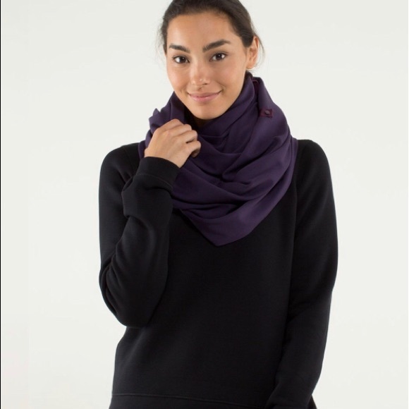 Lululemon Vinyasa Scarf - Picture 3 of 3